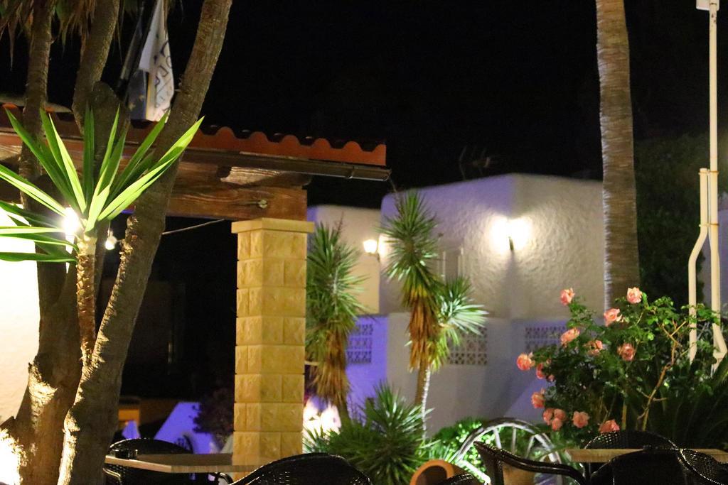 Villa Columbus Family Boutique Hotel Peguera Exteriör bild