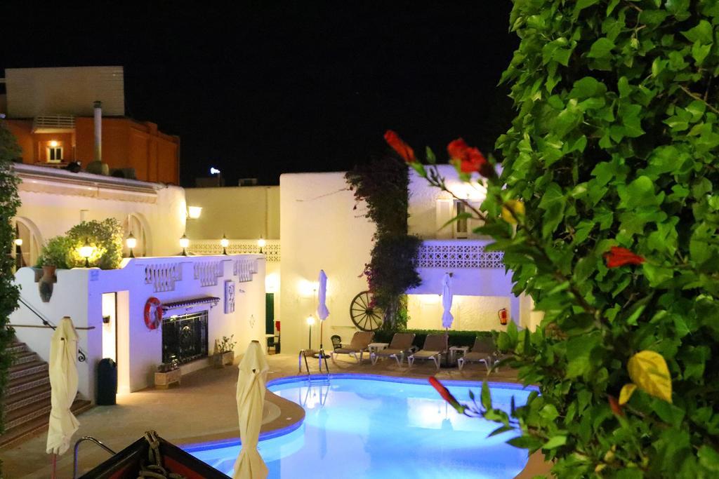 Villa Columbus Family Boutique Hotel Peguera Exteriör bild