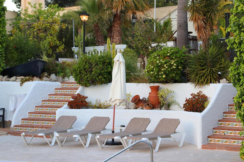 Villa Columbus Family Boutique Hotel Peguera Exteriör bild