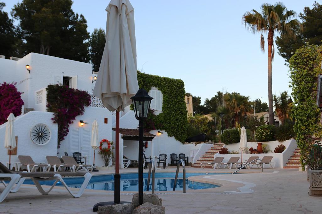 Villa Columbus Family Boutique Hotel Peguera Exteriör bild