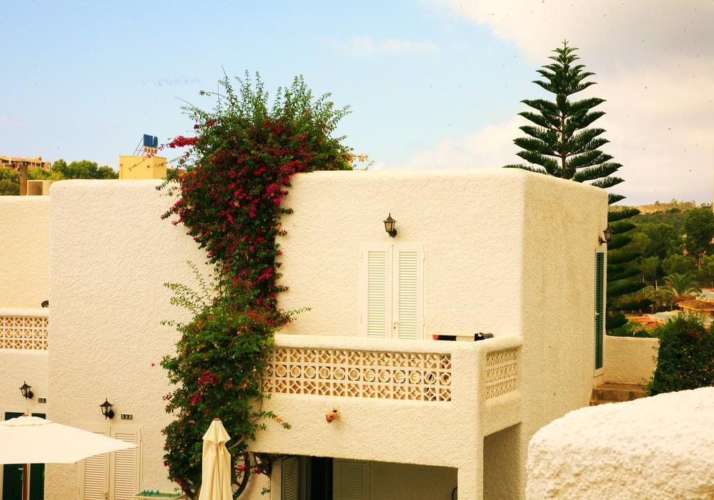 Villa Columbus Family Boutique Hotel Peguera Exteriör bild