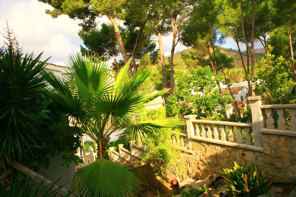 Villa Columbus Family Boutique Hotel Peguera Exteriör bild